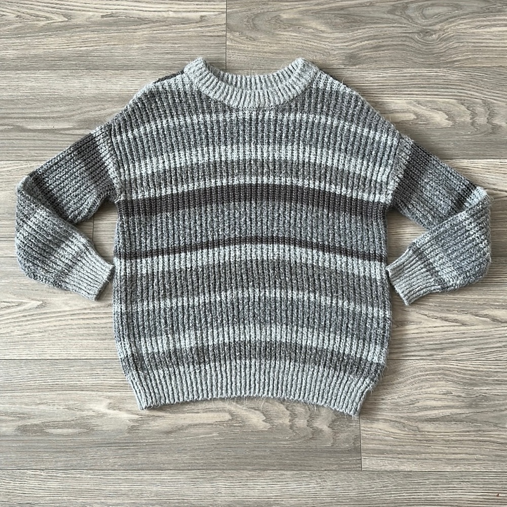 SO - S - Shaggy Oversized Cable Knit Crew Neck Grey Striped Sweater